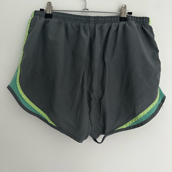 Nike | Woman’s Sz L | Gray and Green Athletic Shorts - Picture 2 of 5